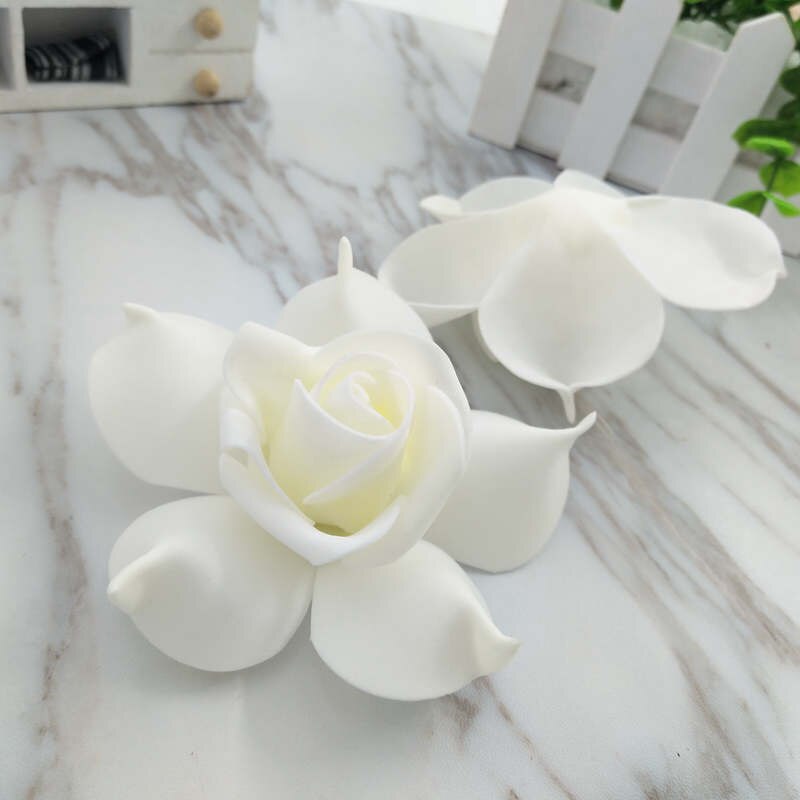 Tee itsesimulaatio pe foam rose kukka pallo kukka-asetelma kaaria 4.5 cm 5 kpl: Maito valkoinen