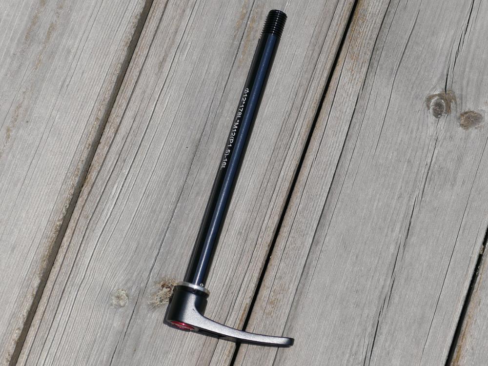 axle 148 * 12mm , boost through axle for Mountain MTB bike Thru-axle 148mm * 12mm For Rear Fork Hub spacing : 148mm