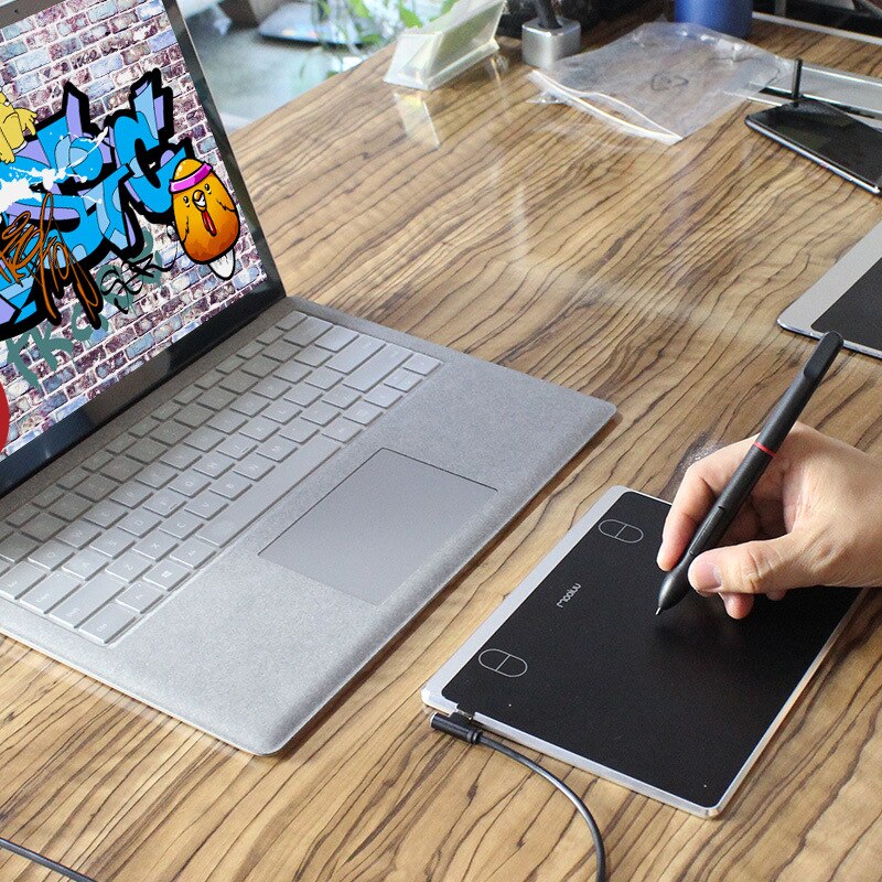 Digital Graphic Drawing Tablet Ultra-Thin Board 4 Shortcut Keys Battery-free Passive Stylus 8192 Levels Pressure