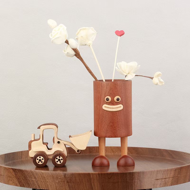 HeMu Cute Cartoon Wooden Pen Holder with Legs, Smiley Face Desk Organizer for Pens, Pencils and Makeup Brushes