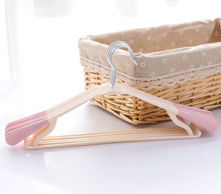 Cintres en plastique, à épaules larges, pour la maison et les adultes, Support multifonctionnel, Support de séchage antidérapant en plastique: Pink