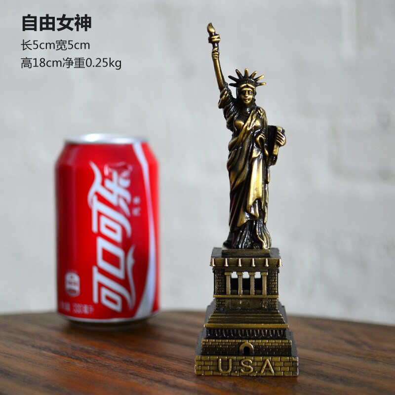 3D World Famous Landmark Building Metal Models Eiffel Tower Desk Decro For Friend Crafts Metal Model Home Decoration: zhiyou nv sheng