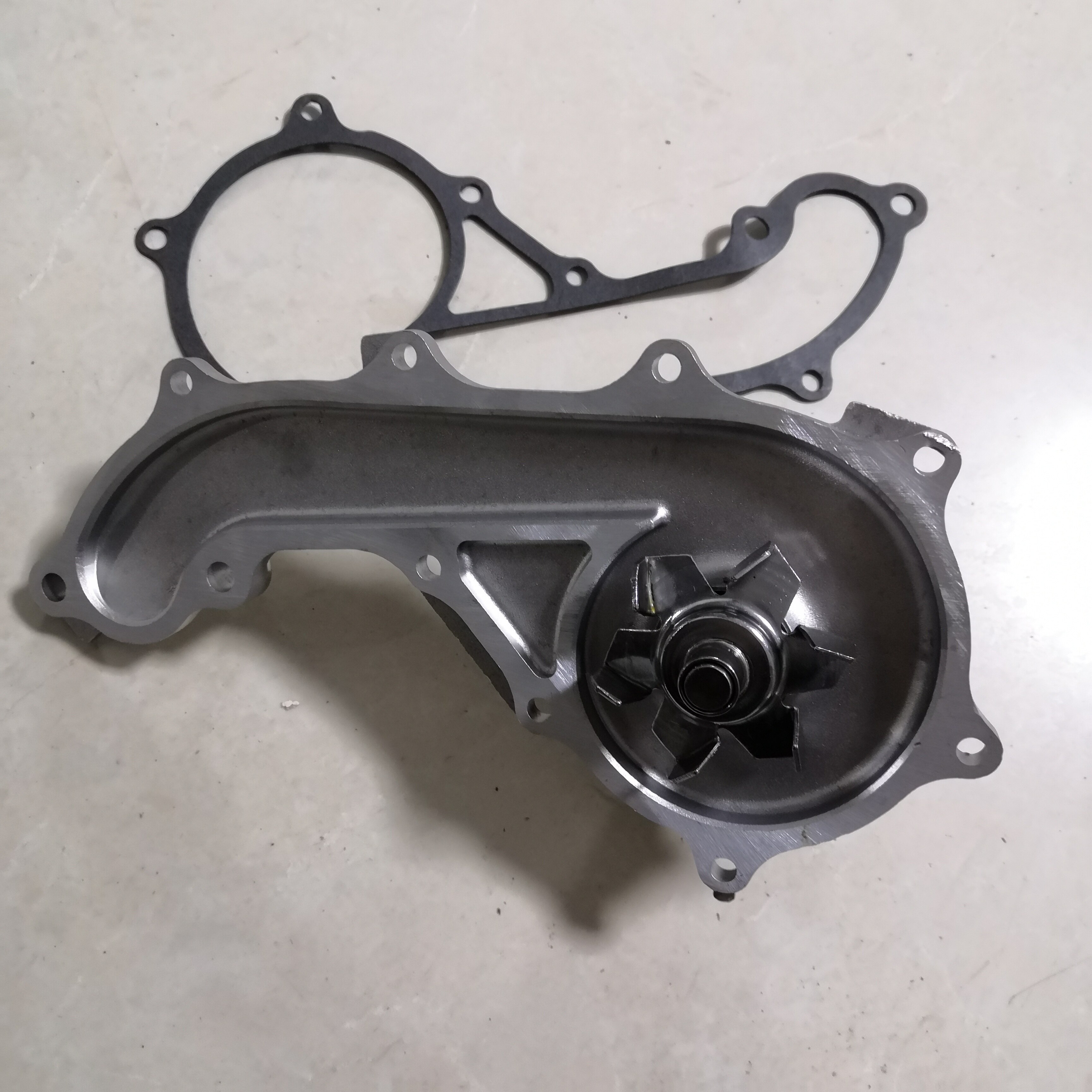 ZG24/4RB2 Engine Water Pump For Zna Rich P11 Pick Up