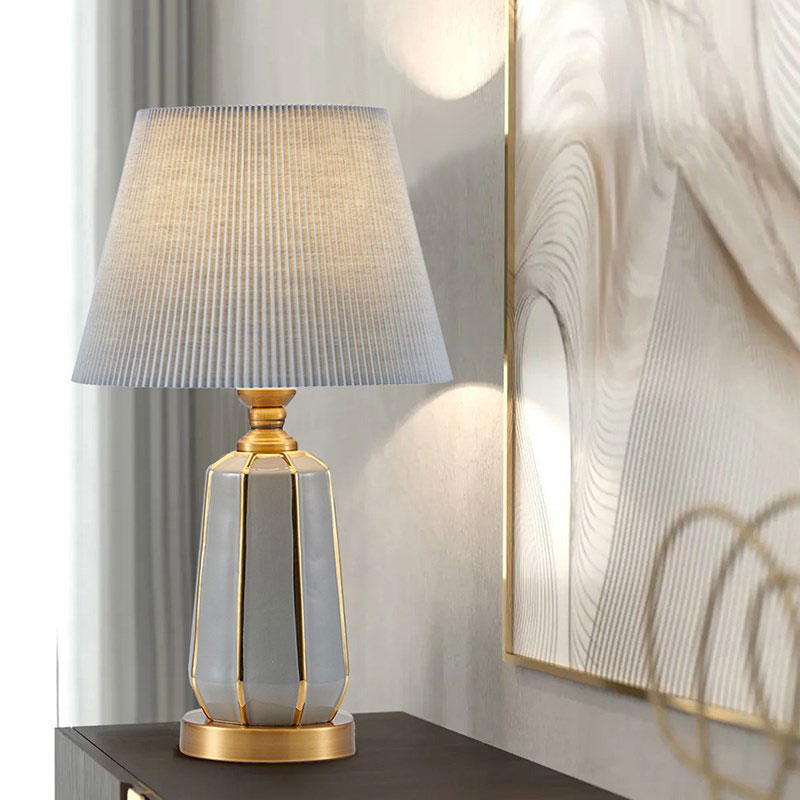 Amerikansk keramisk skrivebordslampe europeisk stue arbeidsrom bryllupsrom soverom nattbordslampe enkel moderne nordisk stoff skrivebordslampe
