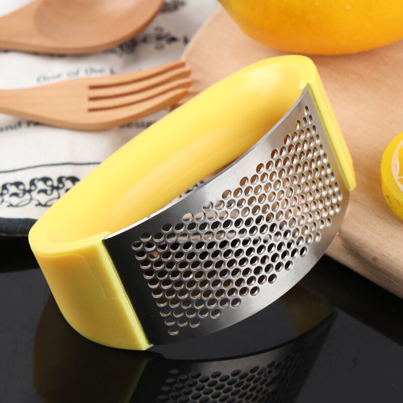 Garlic Press Garlic Peeler Manual Garlic Crusher Chopper Mincer Garlic Cutter Cutting Tools: yellow