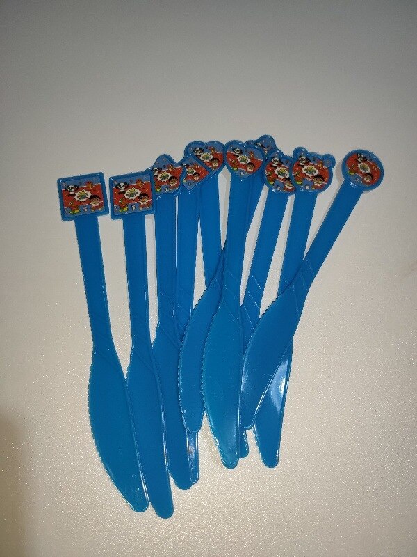 disposable party decoration red Ryan theme birthday children's cup and saucer banner top hat party supplies baby shower: Knife x 10