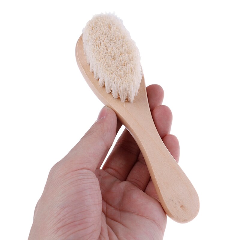 Ultra doux bébé brosse à cheveux manche en bois -né bébé brosse à cheveux infantile peigne cou visage Duster brosse