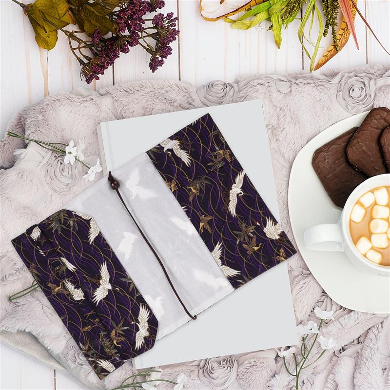 1pc Adjustable Book Cover Decorative Book Sleeve Crane Book Protector