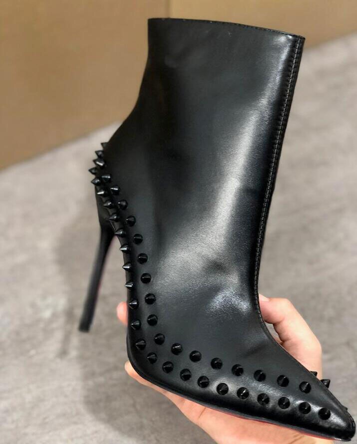 Klinknagel hoge hakken korte laarzen rode dames locomotief martin laarzen stiletto puntige neus laarzen 10cm 35-42 stofzak