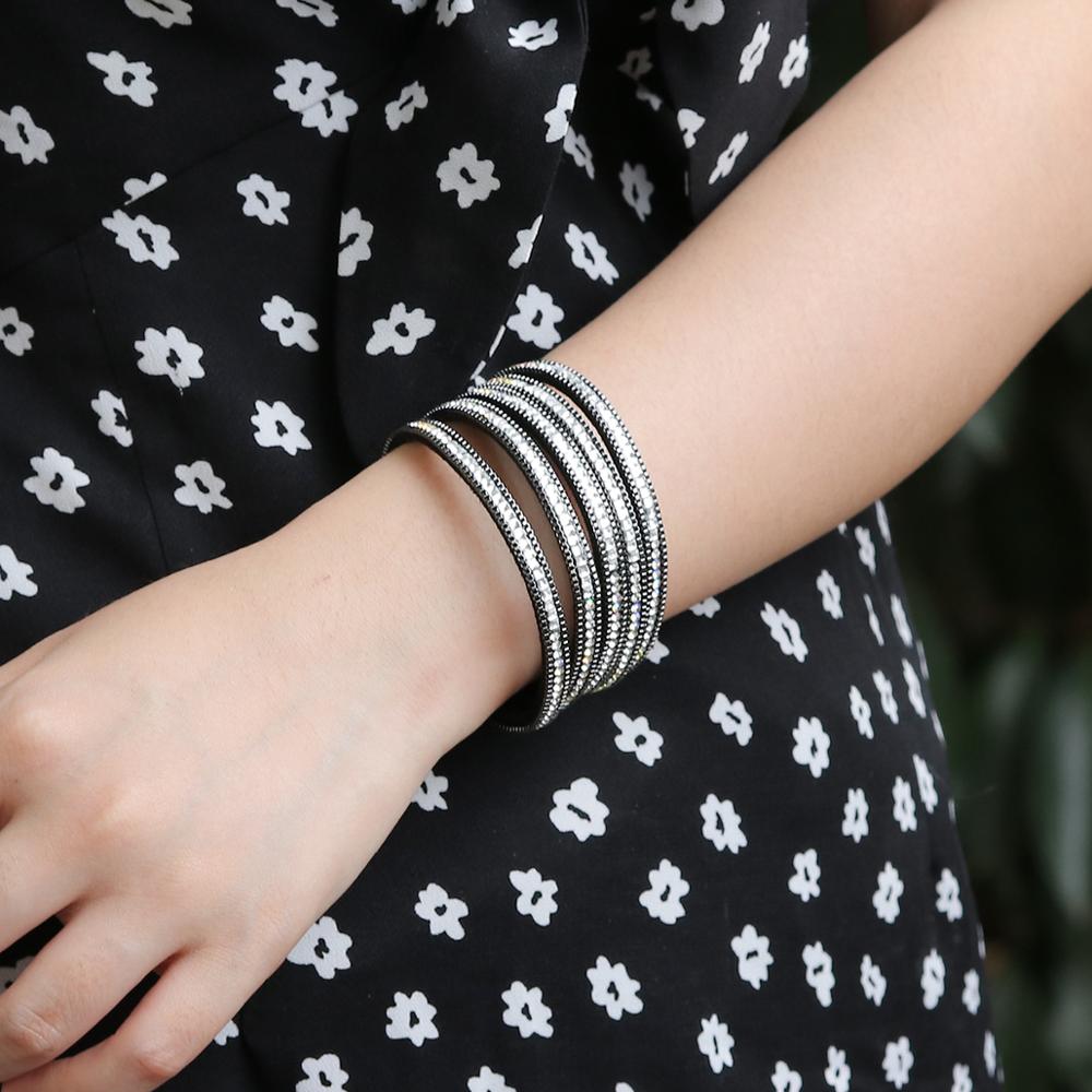 ALLYES Boho mehrschichtig Schwarz Leder Armbänder für Frauen Strass Bunte Kristall glänzend Breite wickeln Armbinde Party Verein Schmuck