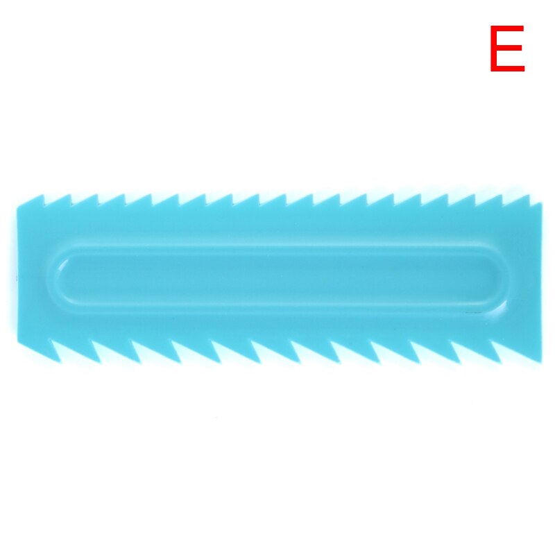 1 stuk crèmeschraper onregelmatige tanden rand mallen diy schraper taartdecoratie fondant gebak uitstekers bakspatels gereedschap: En