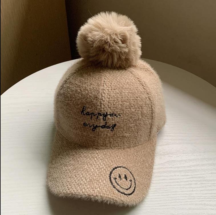 Hoed Vrouwen Herfst Winter Pet Student Koreaanse Stijl Alle-Match Brieven Baseball Cap Pluche Verdikte Warm hoed: Smiley face-khaki