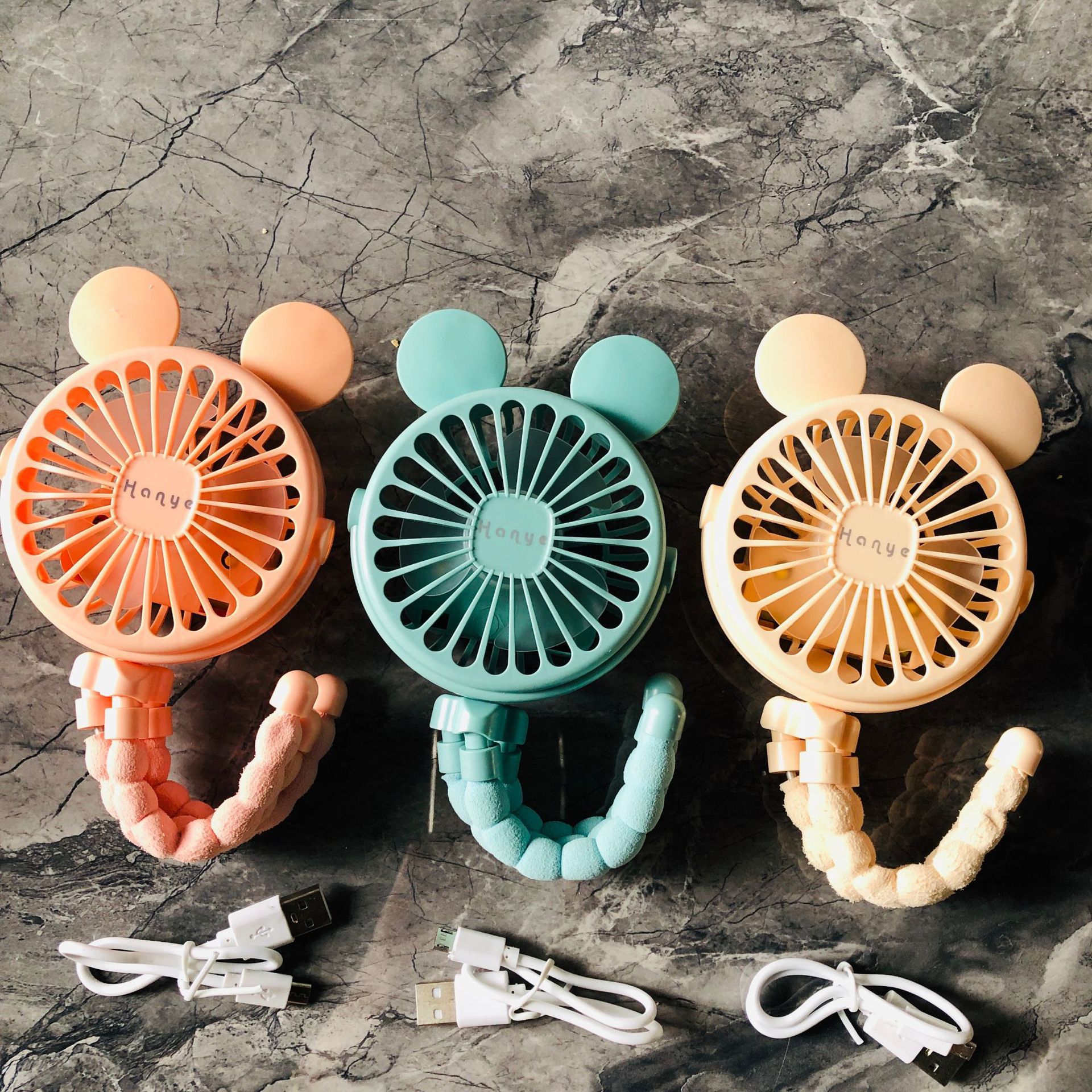 Stroller fan, stroller fan, portable outdoor fan, clip-on baby fan , 600 mah usb rechargeable handheld home electric fan, 3- speeds, summer