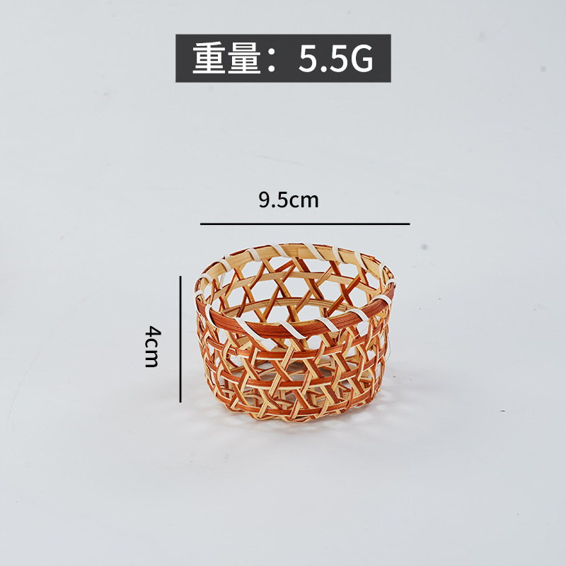 Japanese Sashimi Decoration Mini Basket Seafood Decoration Props Barbecue Plate Bamboo Basket Decoration: plum