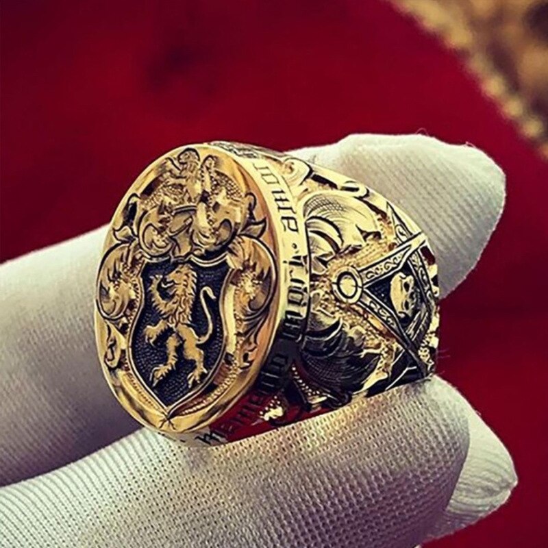 Domineering Royal Lion King Carved Seal Ring for Men&#39;s Aristocratic Engagement Anniversary Party Ring Domineering Jewelry