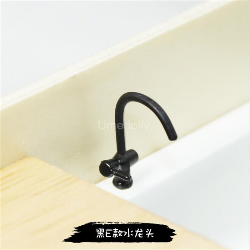 1PCS 1/12 Skala Miniatur Puppenhaus Wasserhahn Mini Wasserhahn Puppe Haus Wc Küche Waschbecken DIY Möbel Zubehör Spielzeug: black E