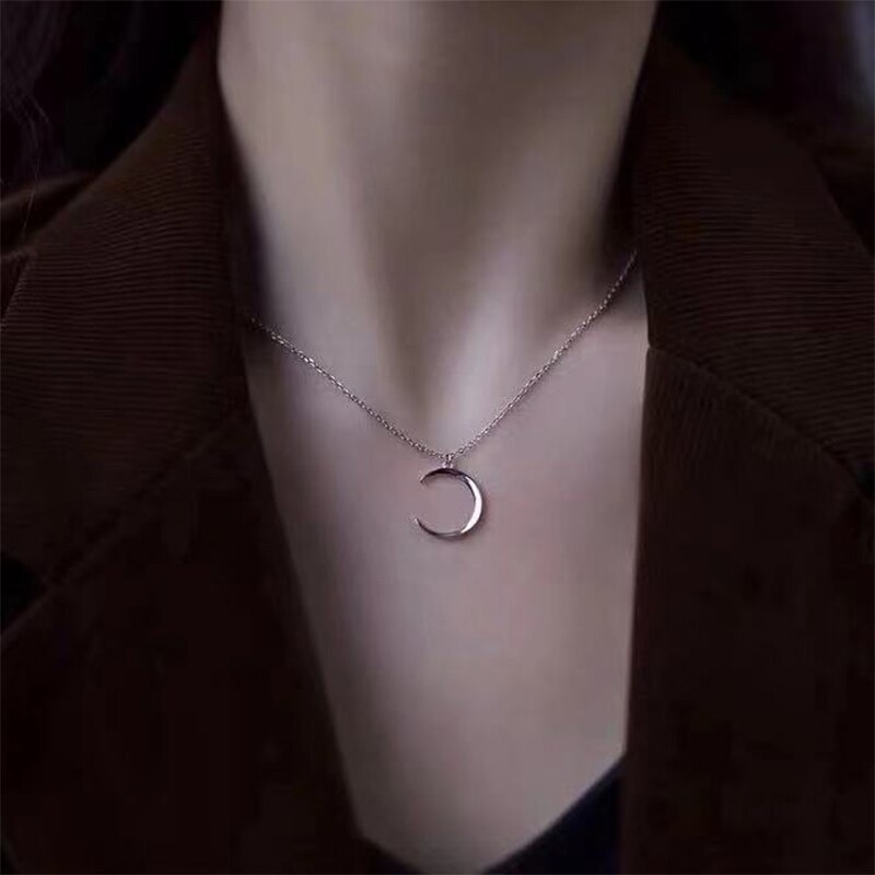 Zoete Maan Verzilverd Hals Sieraden Temperament Crescent Sleutelbeen Ketting Hanger Kettingen Voor Vrouwen