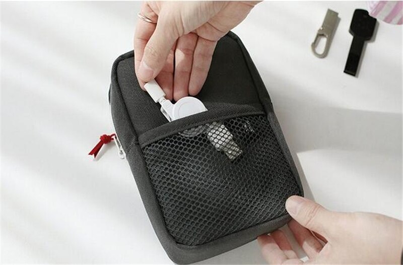 Kreative Stoßfest Reise Digitale USB Ladegerät Kabel Kopfhörer fallen machen-hoch Kosmetik Organizer Zubehör Tasche Beutel: Schwarz