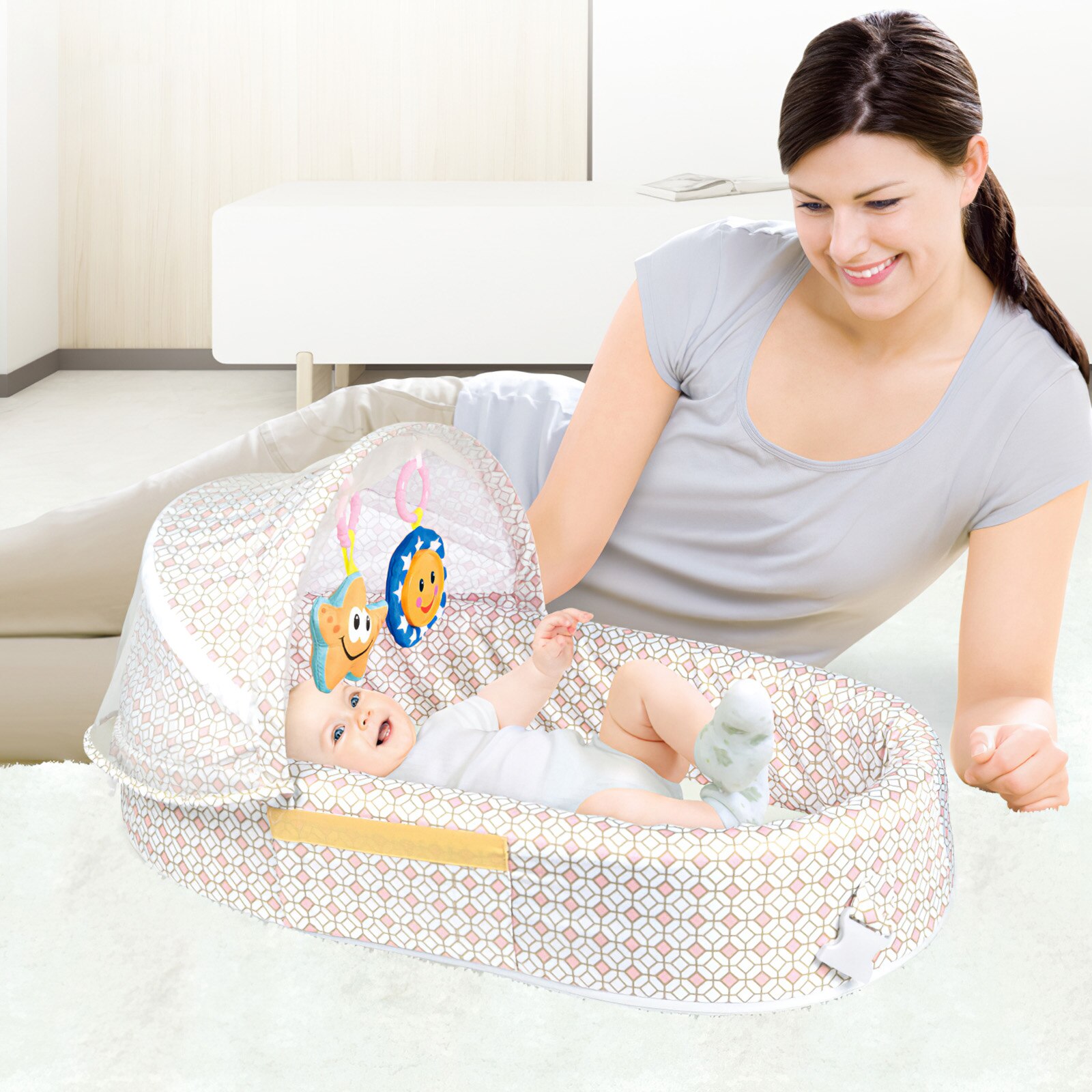 Lit de bébé avec pendentifs de dessin animé, lit pliant multifonctionnel pour -né, nid Portable de voyage pour enfant avec jouets, moustiquaire