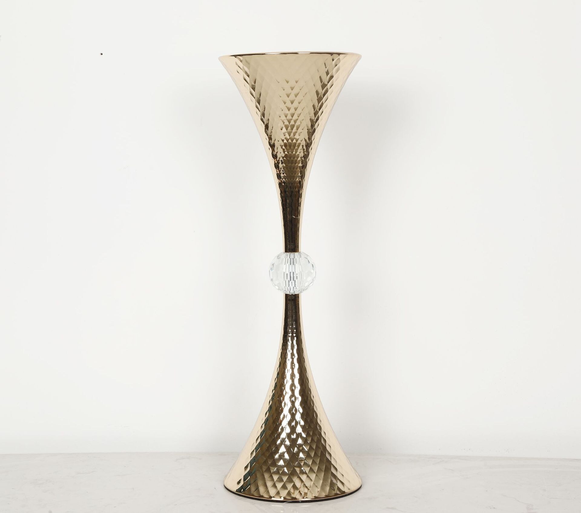 1Pieces Gold Vase Flared Crystal Wedding Table Centerpiece Event Trailblazer Vase Delicate Floral Party Decoration: 17.5x54 CM