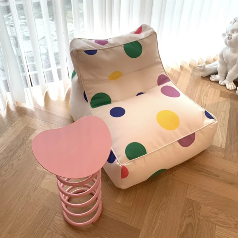 Rosa macaron vår vardagsrum soffa bord ins vind forntida flicka kärlek sida några nät röd enkel personlighetsförändring skopall