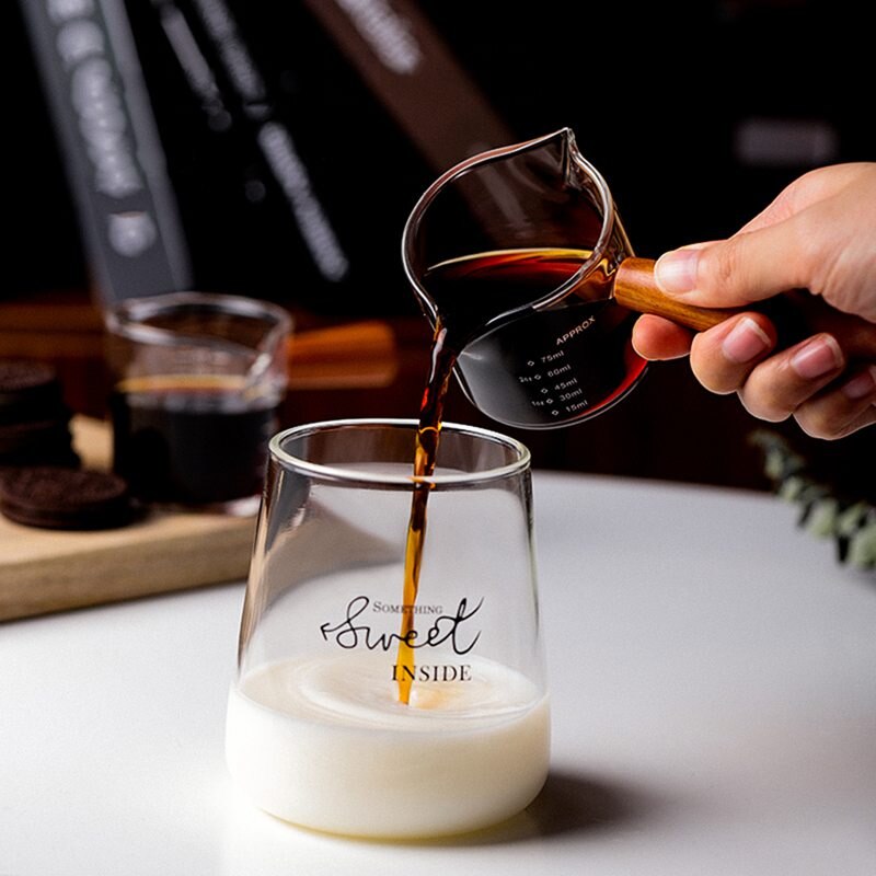 Hittebestendig Glas Meten Dubbele Mond Fles Koffie Aandelen Pot Huis Glas Kleine Melk Cup Houten Handvat Kitchentools