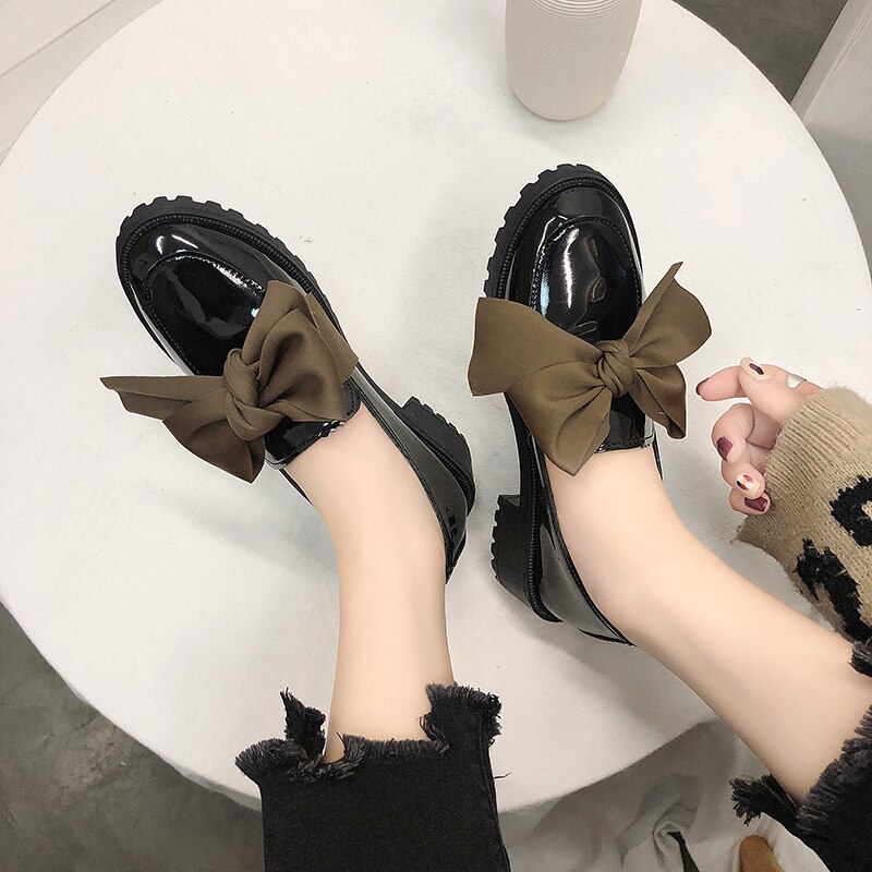 Plus Size Oxfords Vrouwen Schoenen Vrouwelijke Flats Boog Knoop Loafers Platform Slip Solid Zwarte Lakschoenen Vrouw Dames schoenen: Bruin / 6.5