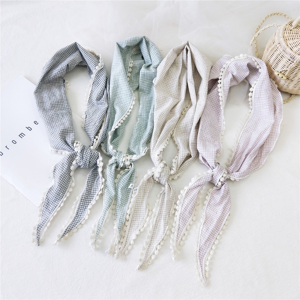 Kvinders plaid silkehår hoved tørklæde hovedbånd med blomsterblonde trekantede halstørklæder til kvinder bandana femme