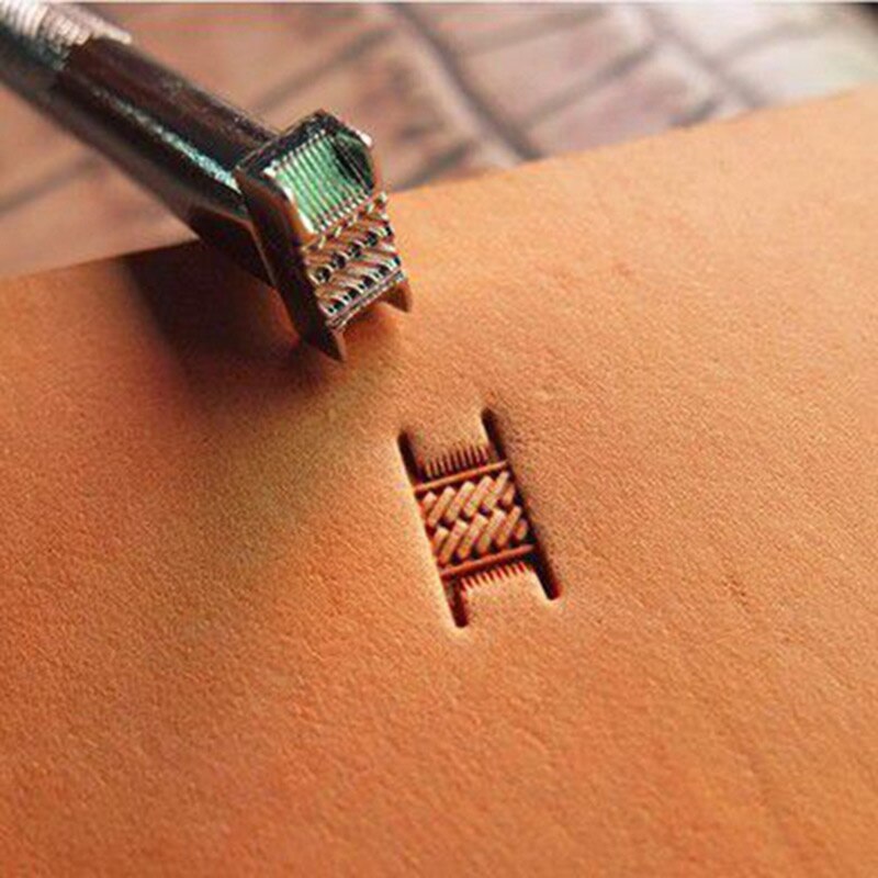1pcs Durable Leather Working Saddle Making Tools Carving Leather Craft Stamps Solid DIY hand tools