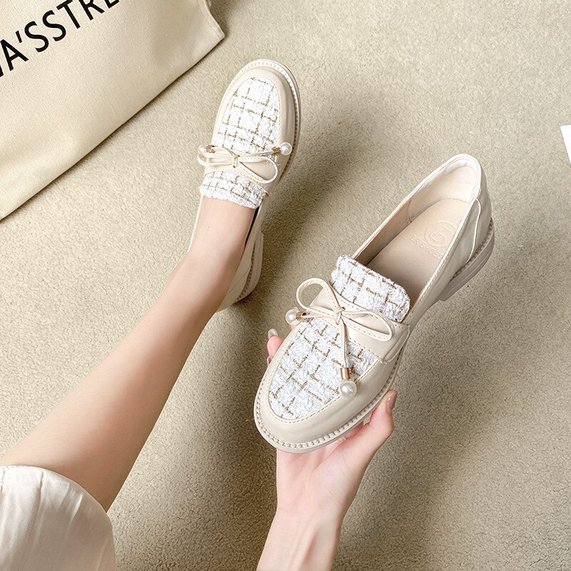 Spring style British style small leather shoes wild loafers large size women's shoes 35-43 light casual shoes
