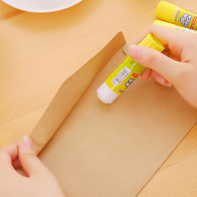 Yellow Solid Glue High Viscosity Solid Glue Stick for Adhesive Home Art Paper Card Photo Glue Stick Stationery