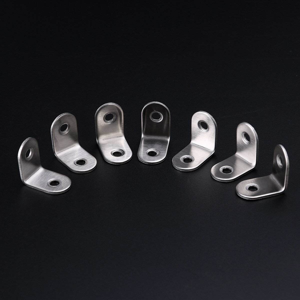 20pcs 90 Degree Angle Bracket Portable Useful Practical 25mm Metal Angle Brackets for Home Indoor Inside