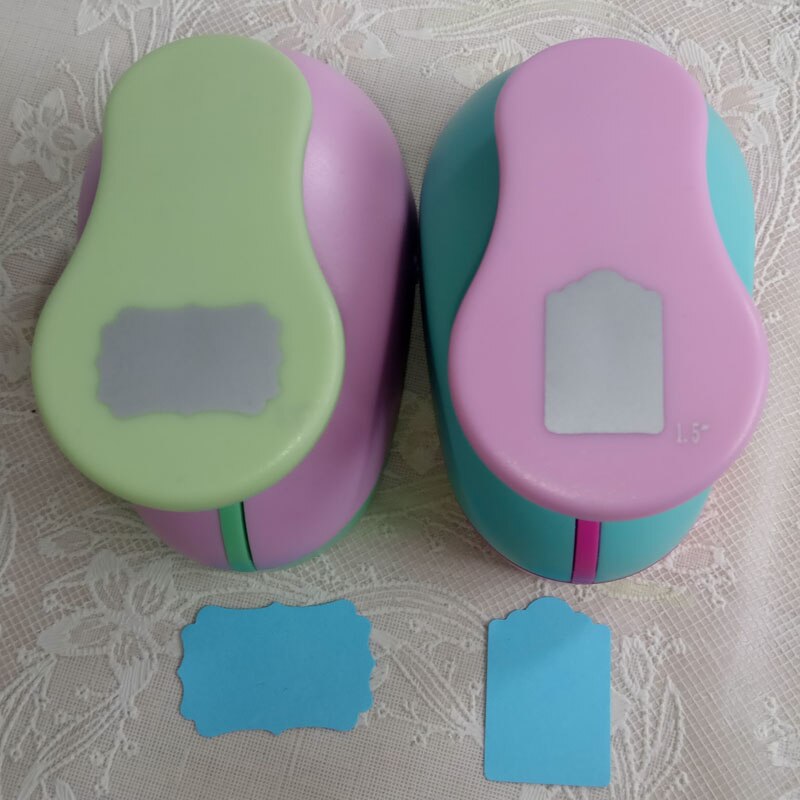 1.5 ''Diy Papier Tag Kaart Cutter Scrapbook Shaper Grote-Schaal Embossing Apparaat Perforator Kids Handgemaakte Craft embossers: 2pcs as pictures
