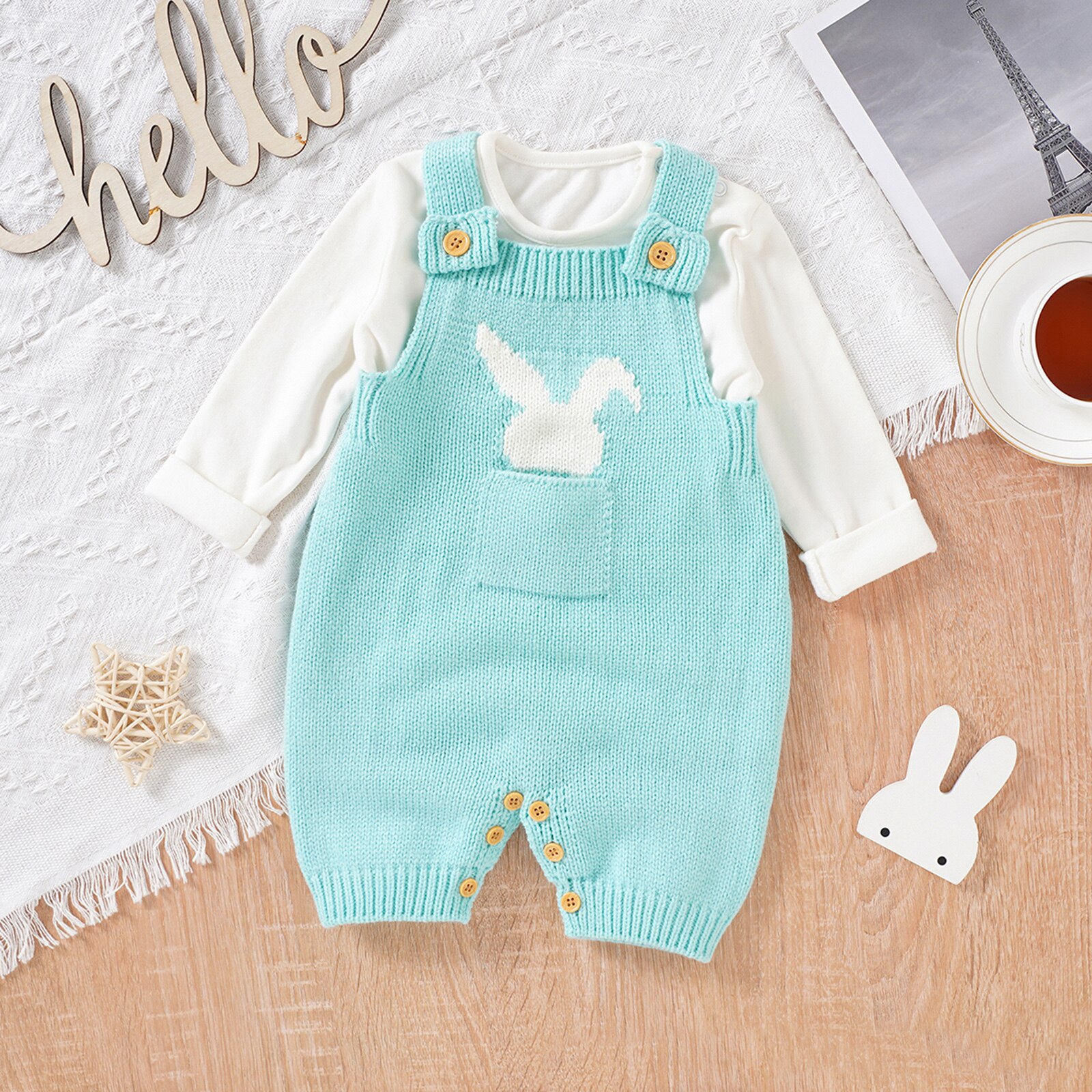 Oster-strickoverall für babys und kleinkinder, ärmellos, mit hasenmuster und vordertasche