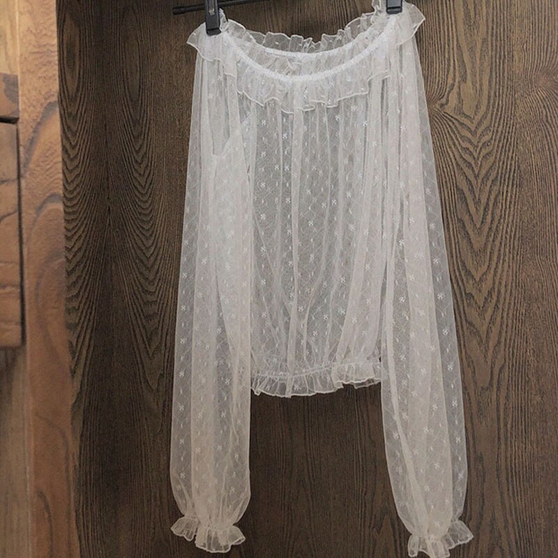 Blanco negro Top Lolita mujeres encaje de volantes Base de malla camisa de manga larga de las niñas traje de Kawaii japonés estilo ropa femenina