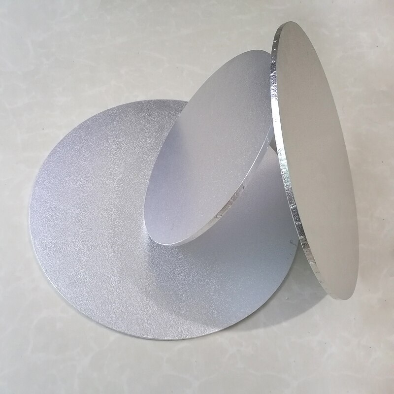 Culpitt CSR8AMZ5 8" Round Cake Cards, Silver Cake Boards, 1.8mm Thick