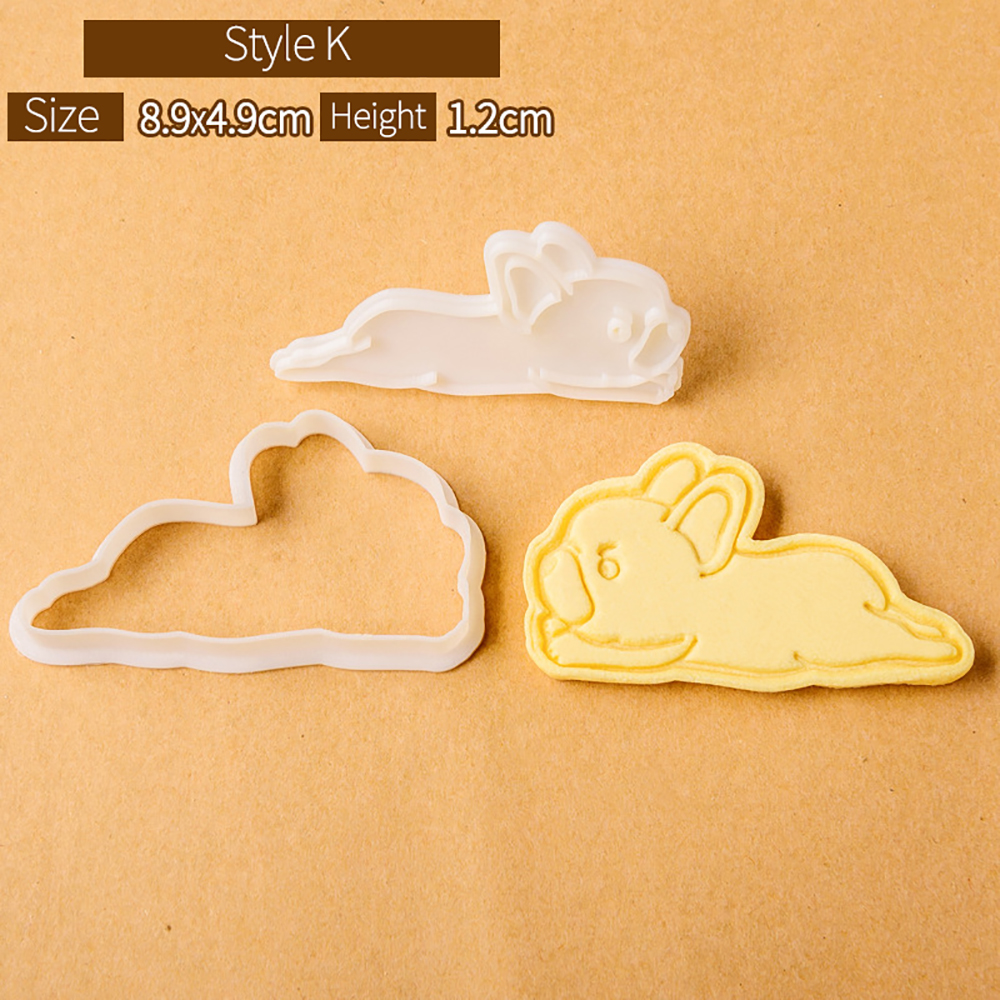 Cute Bulldog Dog Shaped Cookie Cutters Mold Biscuit Baking Tool Kitchenware Bakeware DIY Tool for Kids Hand Mold: Beige