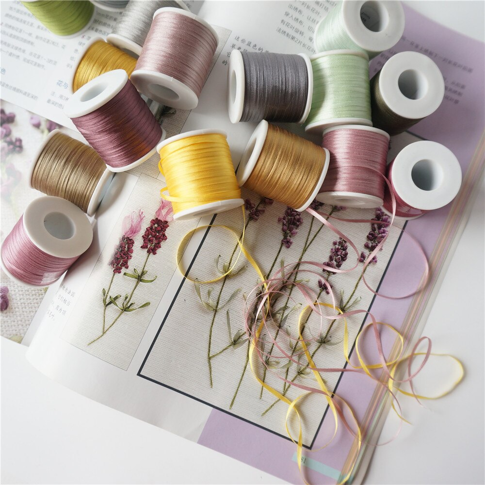 2mm colores 100% pura seda bordado cinta hilo de cinta de satén de seda ancho de 2mm hecho a mano teñido a mano seda arte trabajo