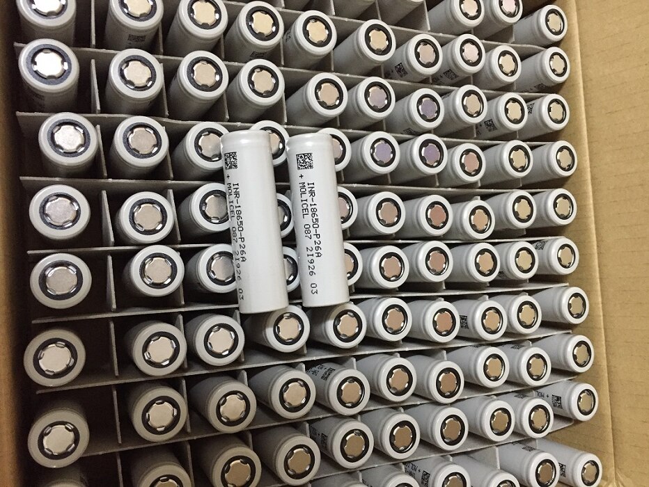 Vapcell Original P26A 18650 2600mAh 25A Flashlight/power tools battery li-ion rechargeable Molicel cell batteries