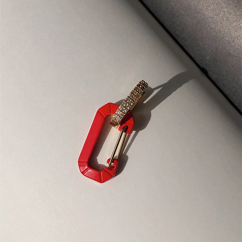 HUANZHI Bunte Emaille Metall Geometrische Schloss Platz Stift Zucht Ohrringe Hohl Strass für Frauen Mädchen Reise Schmuck