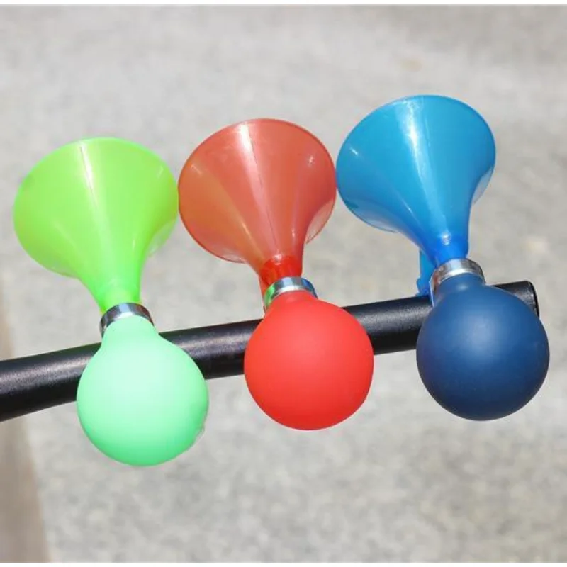 Kinderen Fiets Luchthoorn 1Pc Kleurrijke Fietsen Ring Alarm Voor Kid Jongen Meisje Plastic Stuur Bel Scooter Fiets Accessoires tool