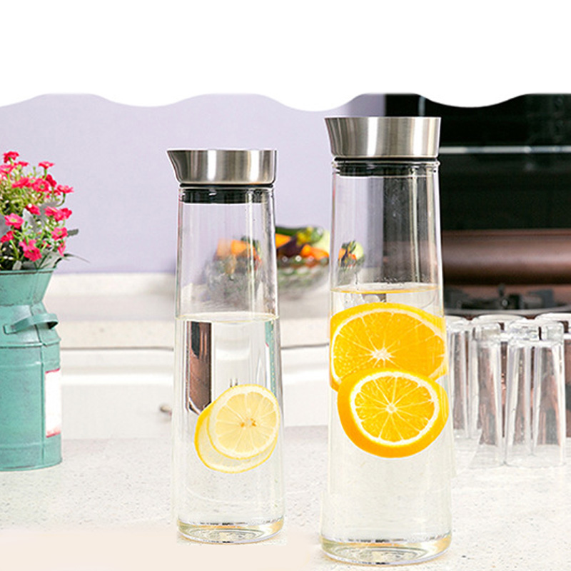 High Capacity 1000ml/1500ml Heat-Proof Thickened Glass Pitcher with Stainless Steel Lid Carafe for /Cold Water Juice