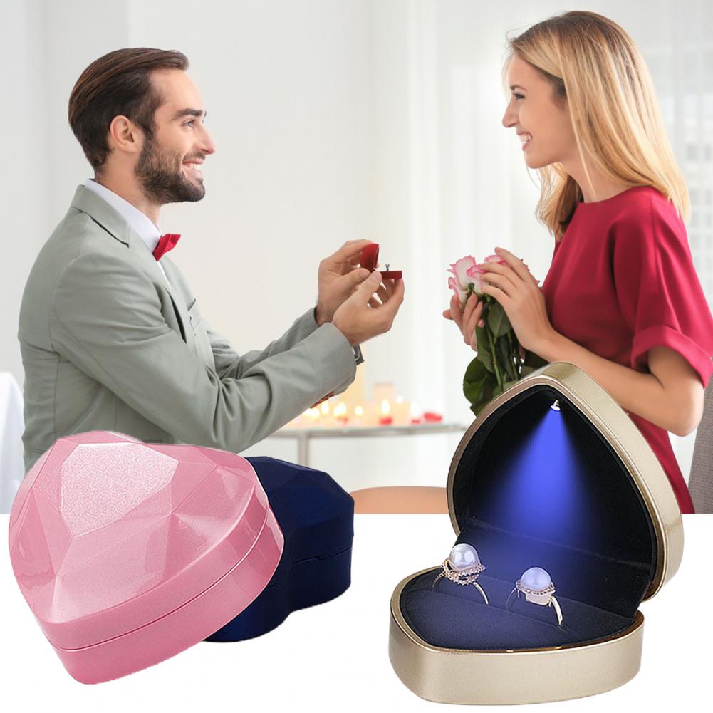 Ringbox in Herzform mit LED-Licht, Taschenformat, tragbarer Ring-Schmucketui für Vorschläge, Verlobung, Hochzeit, Verpackung, Showboxen