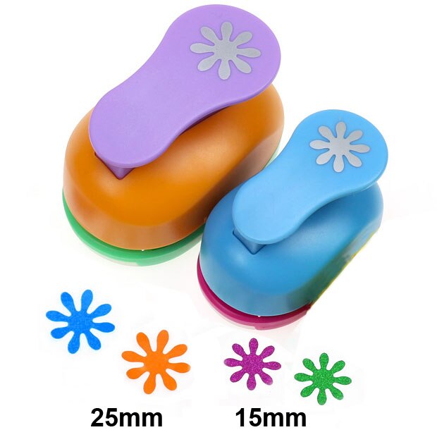 Christmas Snow Punch Craft 2pcs Snowflake (1pc 5/8&quot; and 1pc 1&quot;) hole punch set Scrapbook Paper Puncher Children&#39;s diy: Daisy