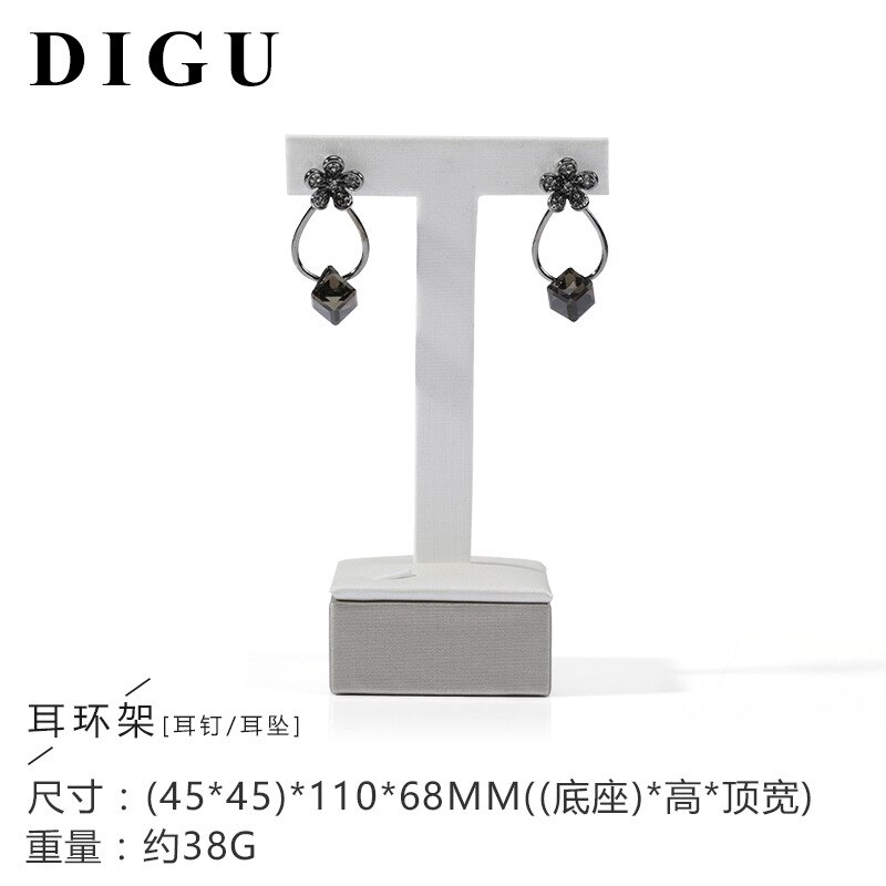 PU leather jewelry stand ring necklace bracelet display stand jewelry display prop counter jewelry display: Silver