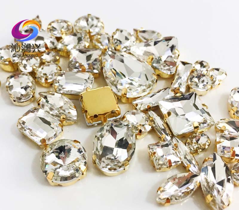 Fabrikssalg guld bund hvid 3d top krystal glas sy på sten, mix størrelse klo rhinestone diy/smykke tilbehør 58 stk/pak