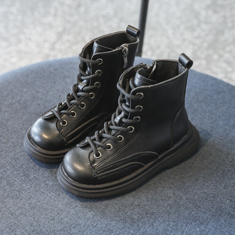 Crianças martin botas estilo britânico botas 2022 outono botas curtas coreano fundo grosso meninos meninas sólido botas pretas moda 26-35: Preto / 30(inner 18.6cm)
