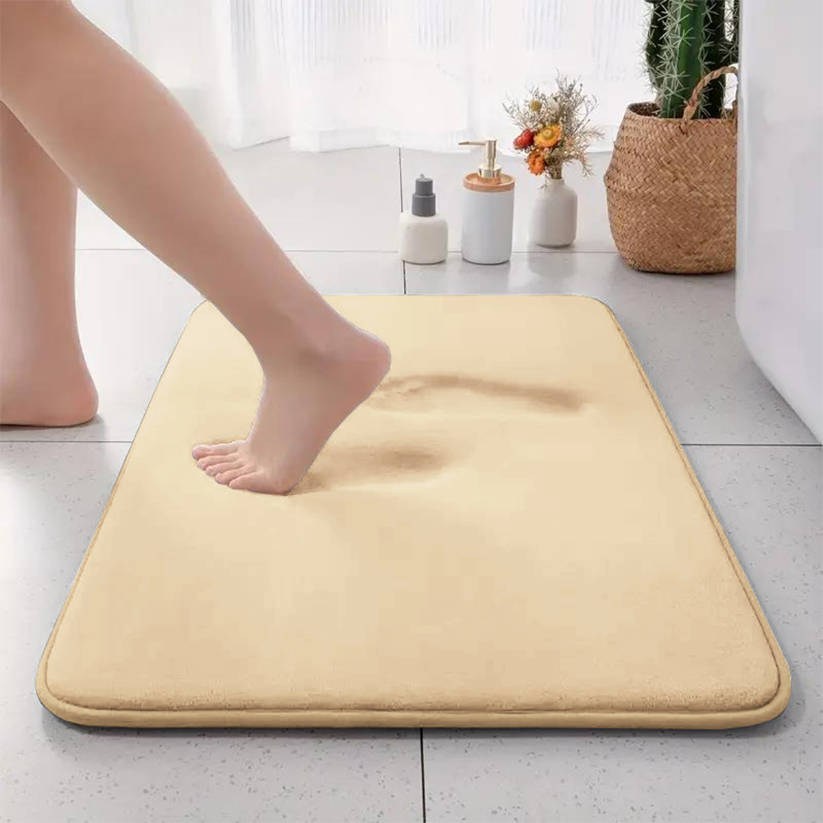 Förtjockad enfärgad badrumsmatta snabbtorkande golvmatta flanell halkfri matta badrumsabsorberande fotmatta entrématta: 400 mmx 400mm / Beige