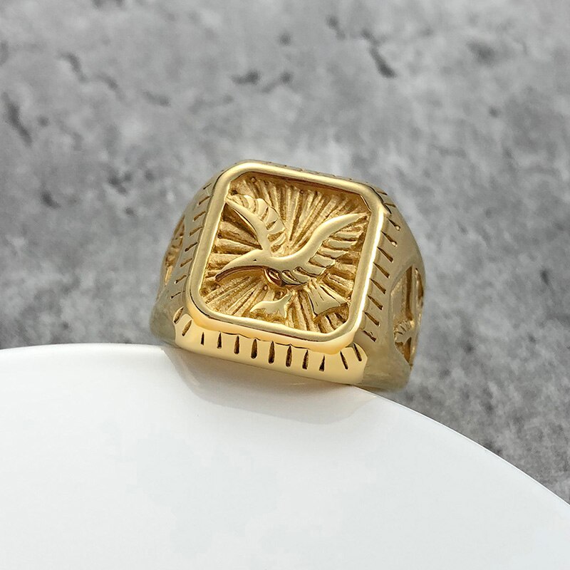 Bald Eagle Signet Ring For Men Gold Plated Bird Csignet Bird Rings Stainless Steel Hawk Band Jewelry