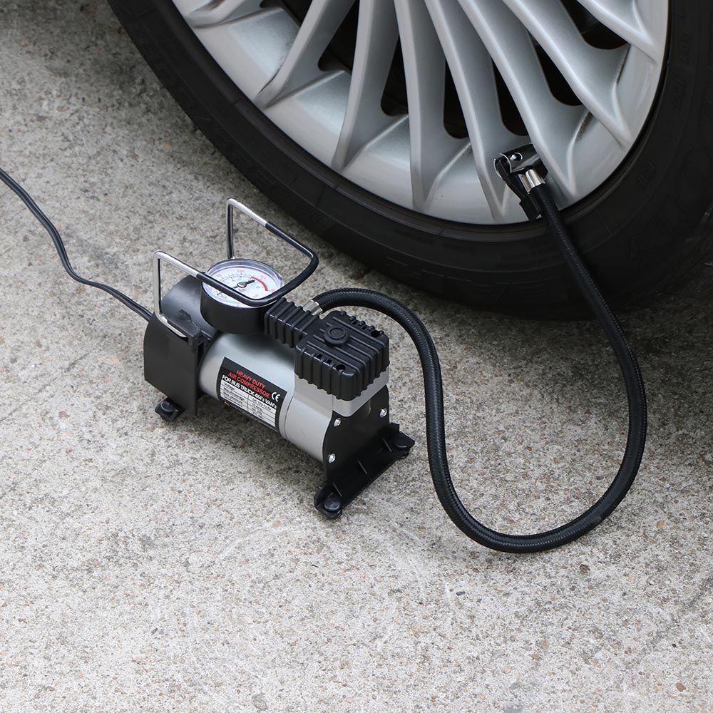Large Screen Car Tire Inflator Air Pump Portable Mini Tire Inflator Auto Tyre Pump Electric Car Air Compressor 12V Air Inflator